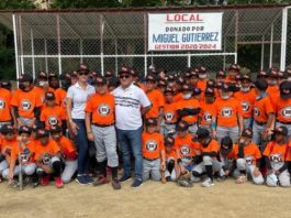 Diputado Miguel Gutiérrez apadrina la Liga de béisbol de Roberto Méndez