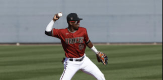Geraldo Perdomo el primero en debutar esta temporada en MLB