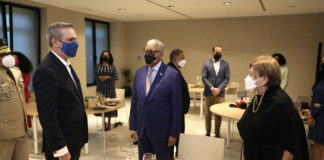 Presidente Abinader se reúne con miembros de comunidad dominicana radicados en España