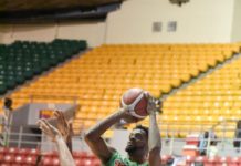 Juan Miguel Suero comanda victoria del CUPES sobre el CDP en basket de Santiago