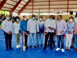 Reinauguran remozado multiuso del municipio de Luperón