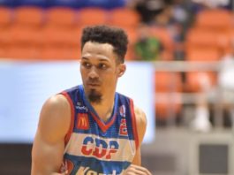 CDP triunfa y sigue en la primera posición del baloncesto superior de Santiago