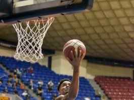 Pueblo Nuevo se impone sobre Plaza en tiempo extra