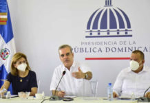 Presidente realiza encuentro con juntas de vecinos de Santo Domingo Norte