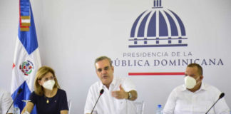 Presidente realiza encuentro con juntas de vecinos de Santo Domingo Norte