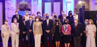 Presidente Abinader juramenta voluntariados de salud y cultura