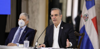 Presidente Abinader plantea diálogo nacional con sectores productivos para crear 600 mil empleos