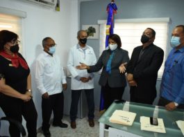 CDP vacuna contra el COVID-19 a sus miembros en Santo Domingo Norte