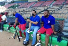 FENAPEPRO se reúne con peloteros que van al Preolímpico