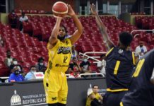 El Barias derrota al Mauricio Báez y empata en el segundo lugar del TBSDistrito 2021