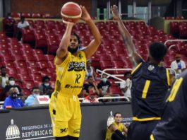 El Barias derrota al Mauricio Báez y empata en el segundo lugar del TBSDistrito 2021