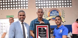 Martin Lajara fue homenajeado en la inauguración del torneo de veteranos en SFM