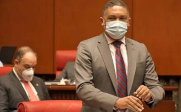 EGEHID, Proyecto Agroforestal y Lotería Nacional entre las instituciones que ha denunciado Yván Lorenzo gastaron miles de pesos en cortinas