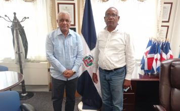 Vinicio Clase visita cónsul dominicano en Boston
