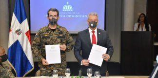 Ministerio de la Presidencia y de Defensa firman acuerdo de colaboración para incluir militares en el Plan Nacional de Viviendas Familia Feliz