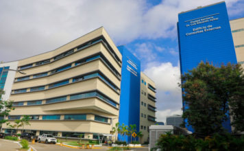 Presidente entrega los bloques Materno Infantil y de Consulta Externa de la Ciudad Sanitaria Luis Eduardo Aybar