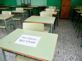 Estudiantes de 29 provincias vuelven a las aulas, pese al rebrote de COVID-19