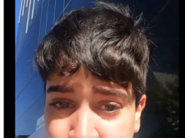 Despiden joven de la Feria Internacional de Turismo por la forma de su cuerpo