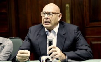 Senador pide declarar de urgencia Ley de Extinción de Dominio “para recuperar dinero robado al Estado”
