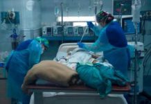 La red pública con casi el 60 % de sus camas UCI para COVID-19 ocupadas