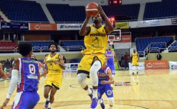 Los Suero vuelven a causar estragos contra San Lázaro en la serie final del TBSDistrito 2021