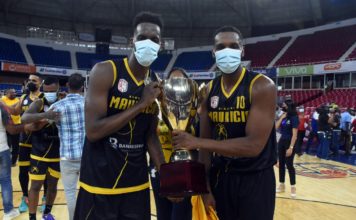 Mauricio Báez consigue octava corona de campeón en el TBSDistrito 2021