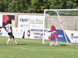 Espinal lidera triunfo de Moca FC sobre O&M y se afianza en el segundo lugar