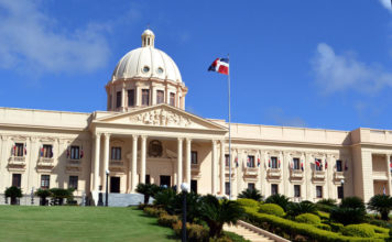 Sectores firman “compromiso nacional” para enfrentar crisis internacional de precios que impactan al país