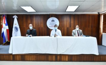 Salud Pública: 70% de pacientes en UCI no había recibido vacuna anticovid