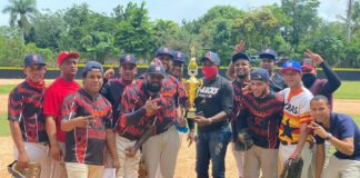 Reales del 13 conquista Torneo de Softball “Día de las Madres”
