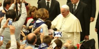 Vaticano pone fin a los mandatos vitalicios en los movimientos, excepto los fundadores