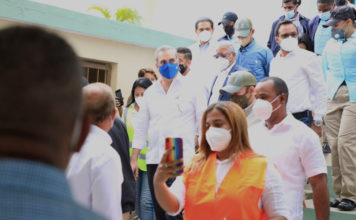 Presidente Abinader considera que la jornada especial de vacunación comunitaria es ejemplo a seguir