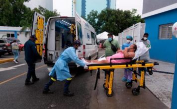 Trece centros médicos del Gran Santo Domingo sin disponibilidad en UCI para pacientes COVID-19