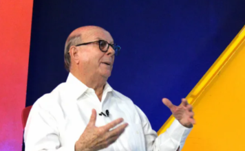 Hipólito Mejía: “Soy amigo de Danilo Medina. Él acá y yo allá”