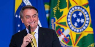 Hospitalizan a Jair Bolsonaro por dolor abdominal