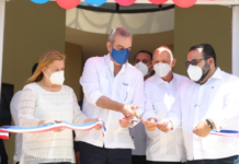 Gobierno reanuda construcción acueducto de Tireo y entrega centro tecnológico