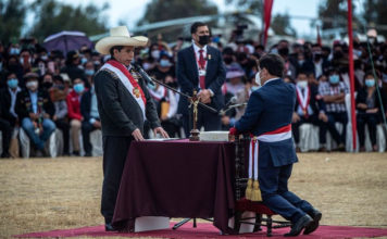 Pedro Castillo juramenta ministros, pero todavía no asigna a nadie en Economía y Justicia
