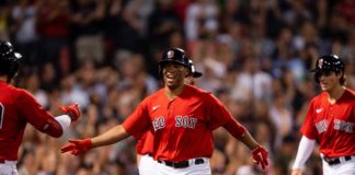 Giants sorprenden y adquieren a Rafael Devers