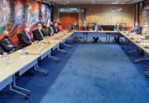 Valdez Albizu se reunió con la directiva de la Asociación de Bancos Múltiples de la República Dominicana (ABA)