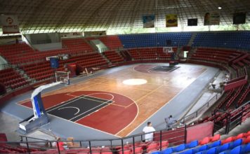 Los Indios realizan trabajos de reparación y embellecimiento del Techado Mario Ortega