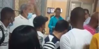 Empleados denuncian Ferretería Americana los mandan de vacaciones y les niegan acceso al retornar a sus labores