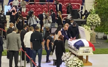 Adiós a Johnny Ventura, con tamboras y orquesta