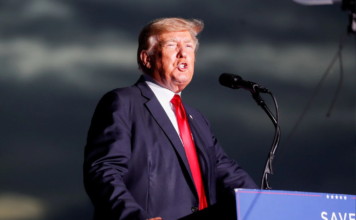 Donald Trump presenta demandas por censura contra Facebook, Twitter y Google