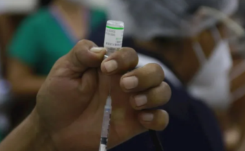 La vacuna china de Sinopharm crea anticuerpos al 96 %, según estudio peruano