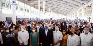 Gobierno entrega bonos para adquisición de nuevas viviendas en favor de 500 familias