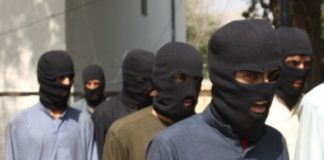 Afganistán: qué se sabe de ISIS-K, el grupo de Estado Islámico enemigo de los talibanes detrás de los ataques al aeropuerto de Kabul