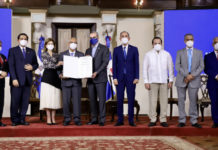 Gobierno recertifica médicos