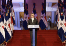 Presidente anuncia refoma constitucional y propone pacto político