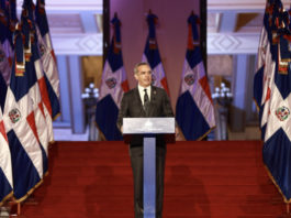 Presidente anuncia refoma constitucional y propone pacto político