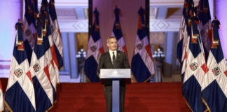 Presidente anuncia refoma constitucional y propone pacto político